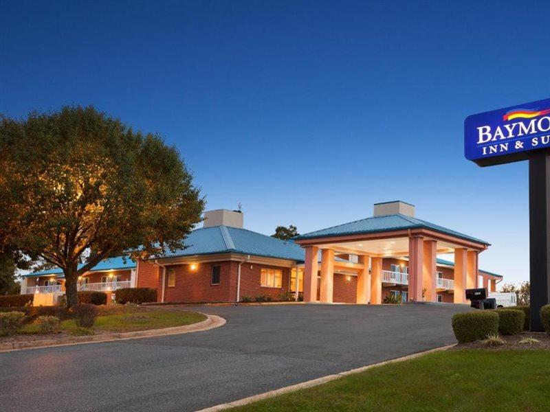 Baymont By Wyndham Warrenton Hotell Eksteriør bilde
