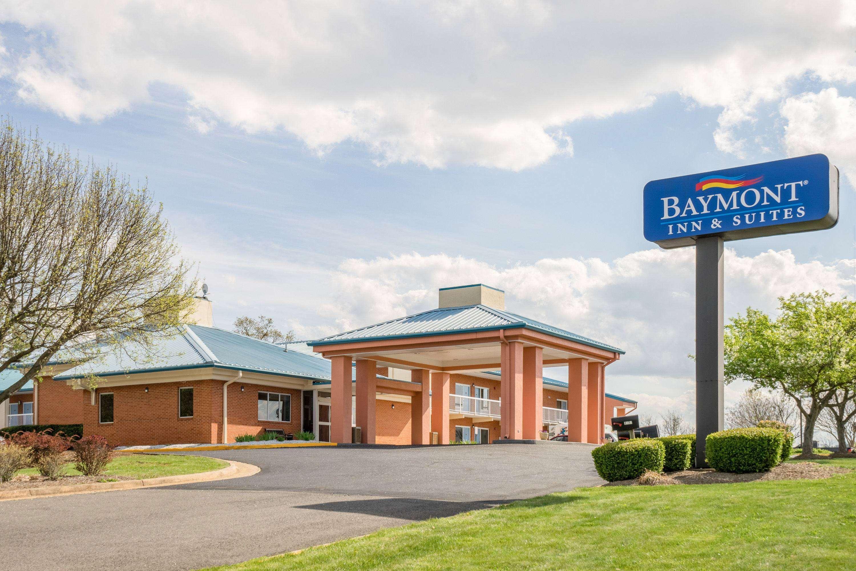 Baymont By Wyndham Warrenton Hotell Eksteriør bilde