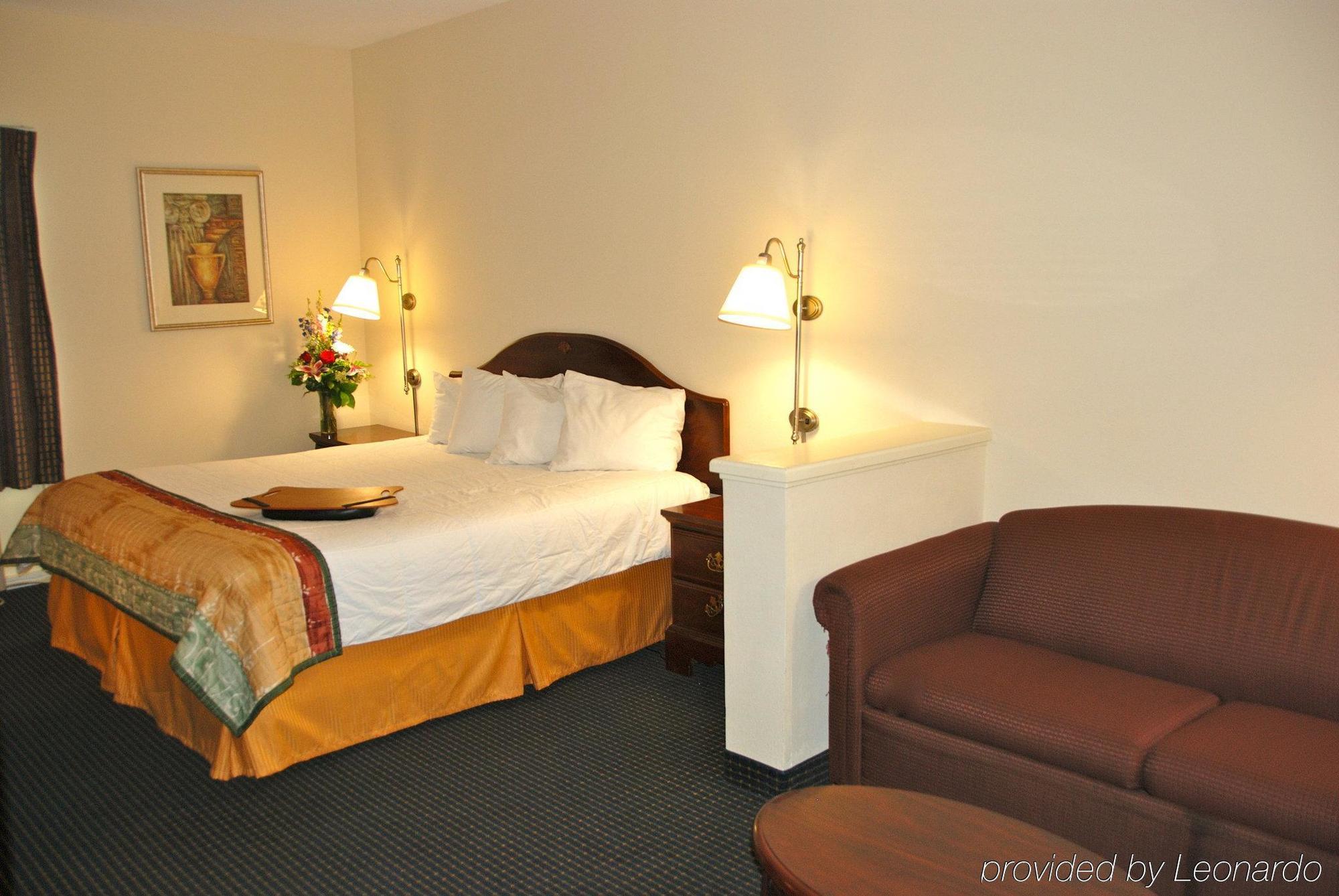 Baymont By Wyndham Warrenton Hotell Eksteriør bilde